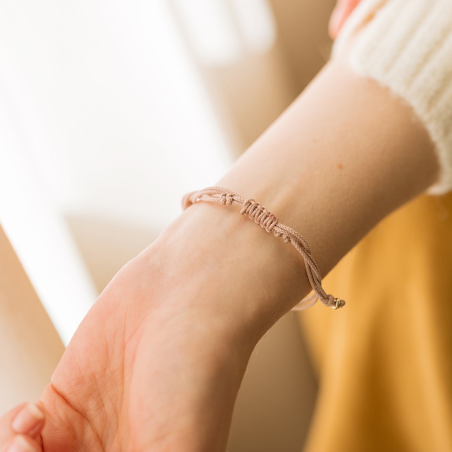 K18 gold bead cord bracelet