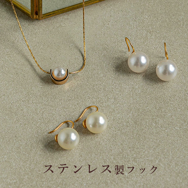 大粒パール・スプーンフックピアス｜耳元に上品な存在感を